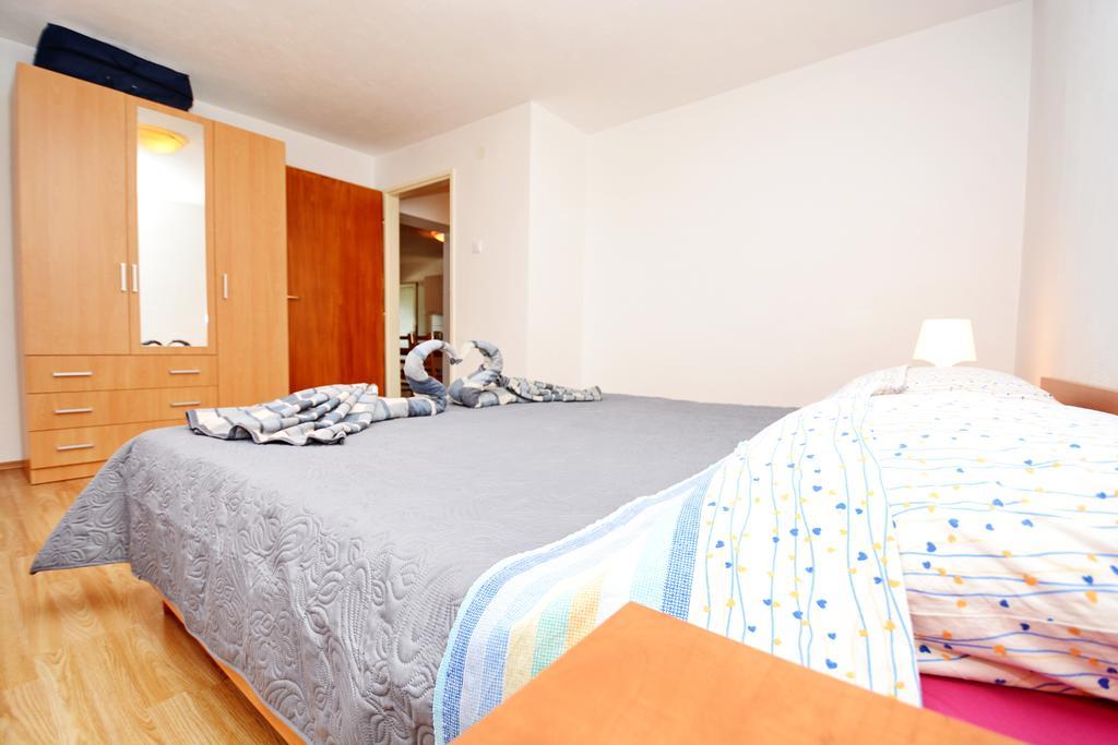 Apartments Katarina Veli Rat Ngoại thất bức ảnh