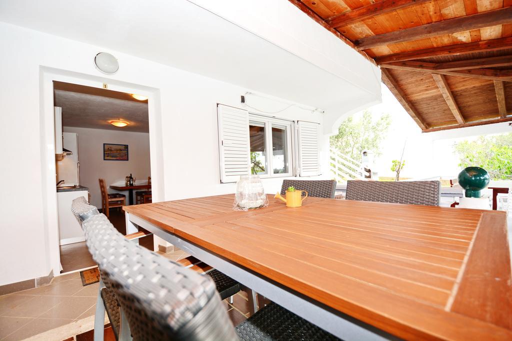 Apartments Katarina Veli Rat Ngoại thất bức ảnh