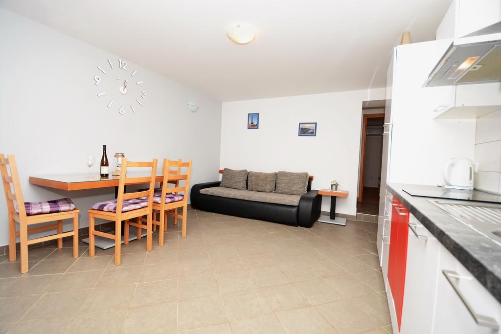 Apartments Katarina Veli Rat Ngoại thất bức ảnh