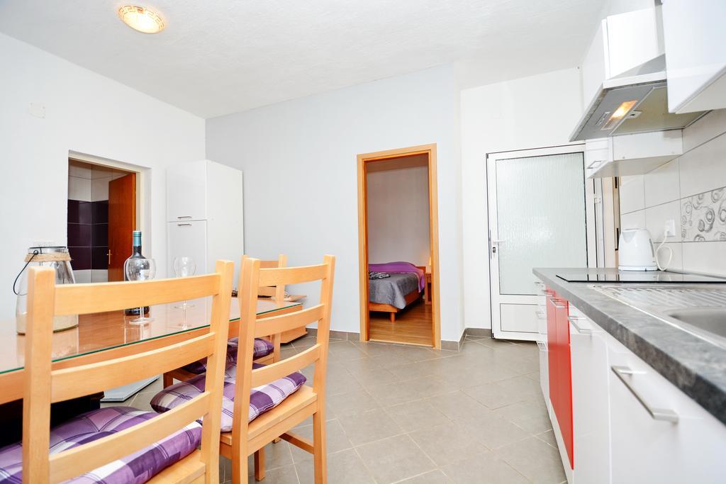 Apartments Katarina Veli Rat Ngoại thất bức ảnh