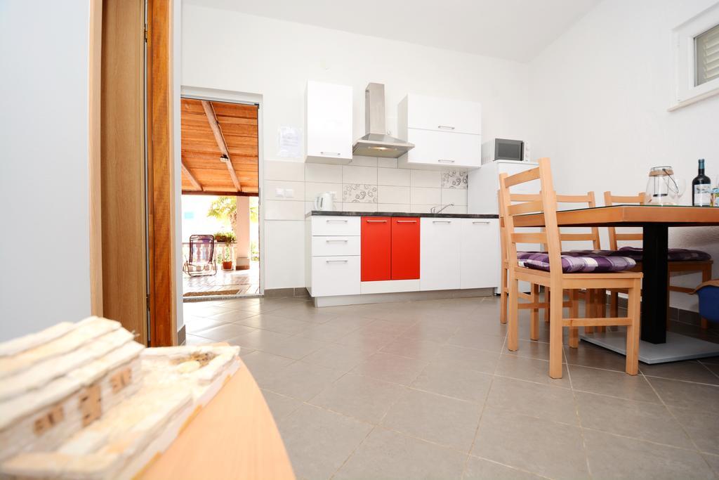 Apartments Katarina Veli Rat Ngoại thất bức ảnh